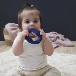 Kaloo Anneau De Dentition En Caoutchouc Naturel Baleine Petit Calme -Bain et soin boutique anneau de dentition en caoutchouc naturel baleine petit calme 4