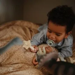 Mushie Brosse à Dent D'apprentissage étoile Shifting Sand -Bain et soin boutique brosse a dent d apprentissage etoile shifting sand 3