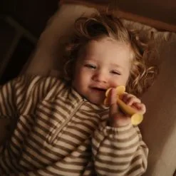 Mushie Brosse à Dent D'apprentissage Fleur Daffodil -Bain et soin boutique brosse a dent d apprentissage fleur daffodil 2