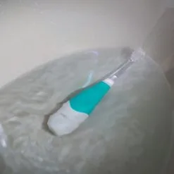 BBluv Brosse à Dents Sonique 2 étapes Sönik 25 BBluv Brosse à Dents Sonique 2 étapes Sönik -Bain et soin boutique brosse a dents sonique 2 etapes sonik 11