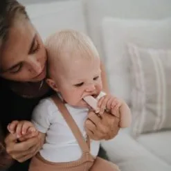 Mushie Lot De 2 Brosses à Dent à Doigt Shifting Sand/Cambridge Blue -Bain et soin boutique lot de 2 brosses a dent a doigt shifting sand cambridge blue 3