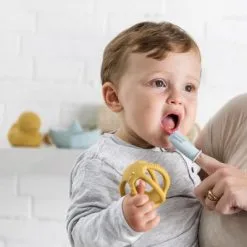 NATTOU Lot De 2 Brosses à Dents à Doigt Ocre Et Rose + étui De Protection -Bain et soin boutique lot de 2 brosses a dents a doigt ocre et rose etui de protection 3