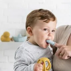 NATTOU Lot De 2 Brosses à Dents à Doigt Ocre Et Rose + étui De Protection -Bain et soin boutique lot de 2 brosses a dents a doigt ocre et rose etui de protection 4