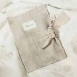 Nobodinoz Protège Carnet De Santé Lin Français Greige 17 Nobodinoz Protège Carnet De Santé Lin Français Greige -Bain et soin boutique protege carnet de sante lin francais greige 4