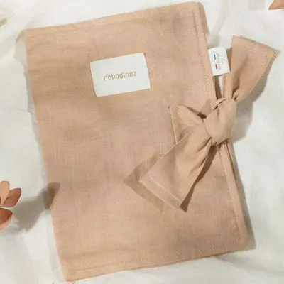 Nobodinoz Protège Carnet De Santé Lin Français Sand 6 Nobodinoz Protège Carnet De Santé Lin Français Sand – Image 4