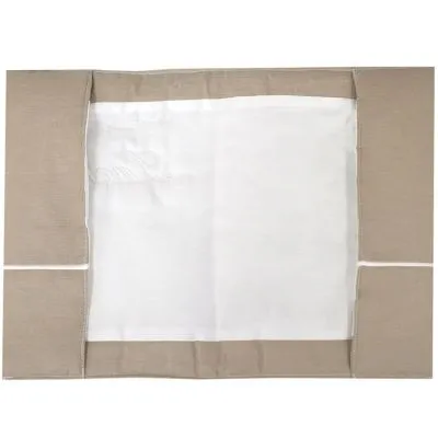 ANVIE Protège Carnet De Santé Taupe (personnalisable) 4 ANVIE Protège Carnet De Santé Taupe (personnalisable) – Image 2